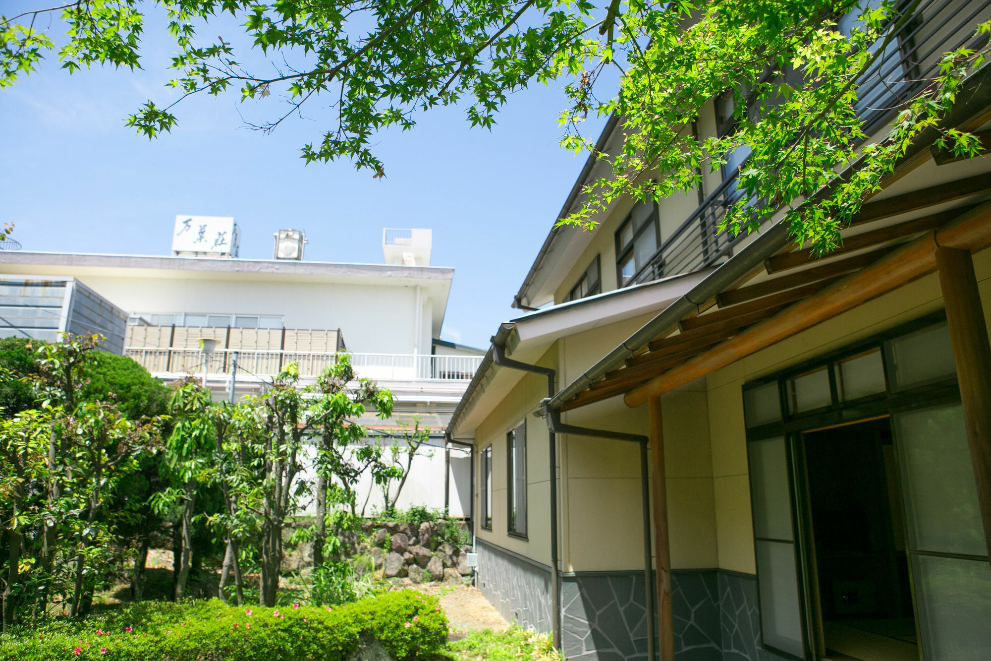 Hotel Yugawara-Onsen Manyoso Exterior foto